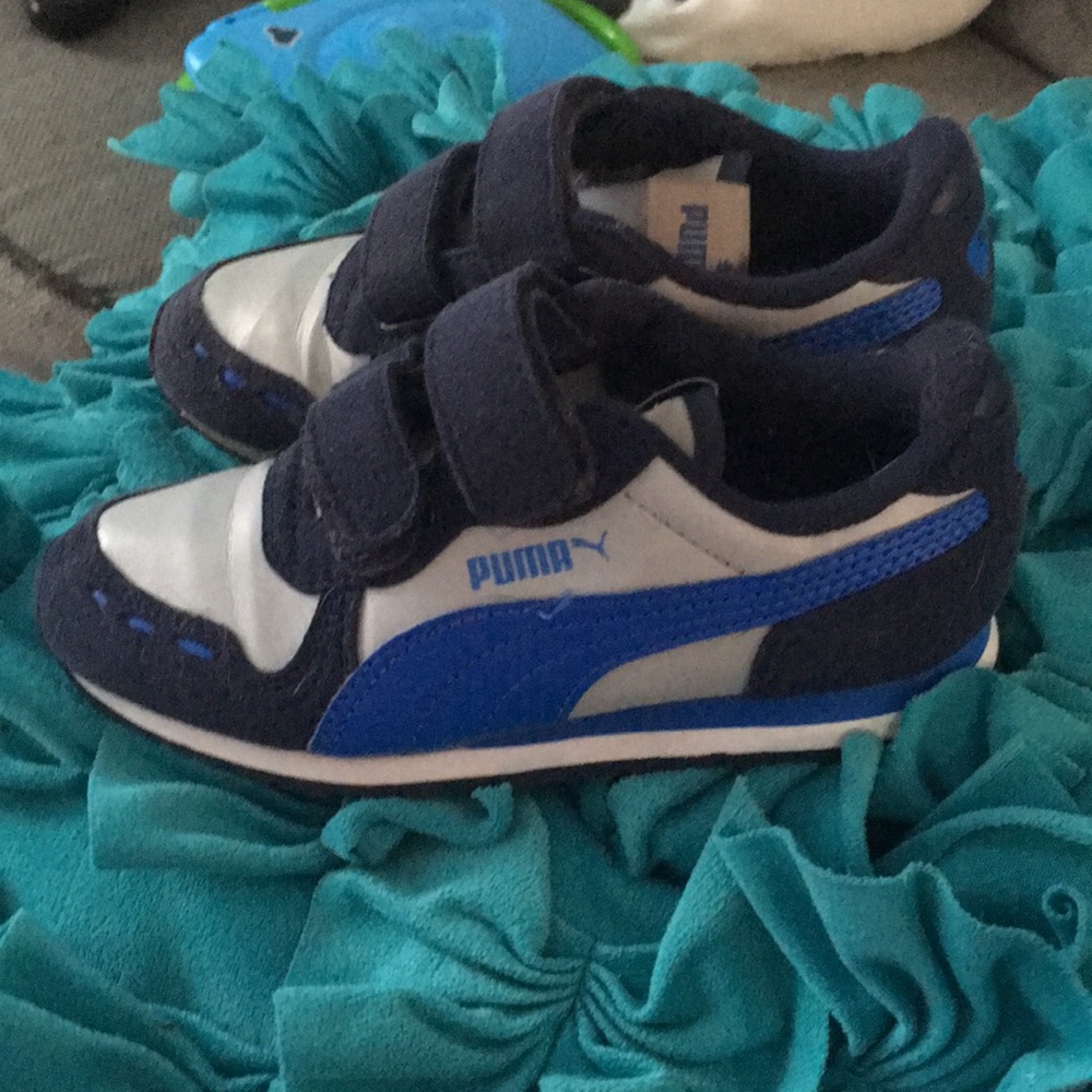 Puma kids sneakers